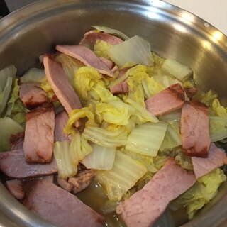 白菜と焼き豚の煮物